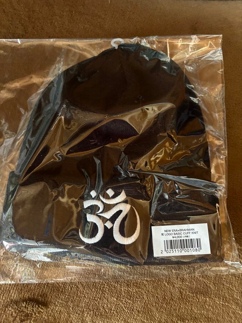 ニューエラ　ブラフマン梵 LOGO ニット帽