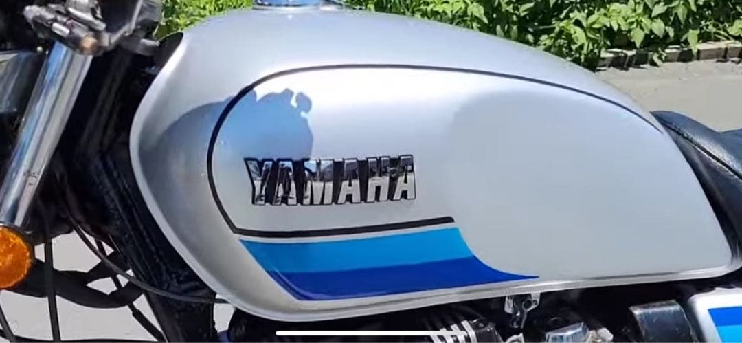 新品 ヤマハ XJ400D 純正タイプ タンク エンブレム　シルバー　クローム