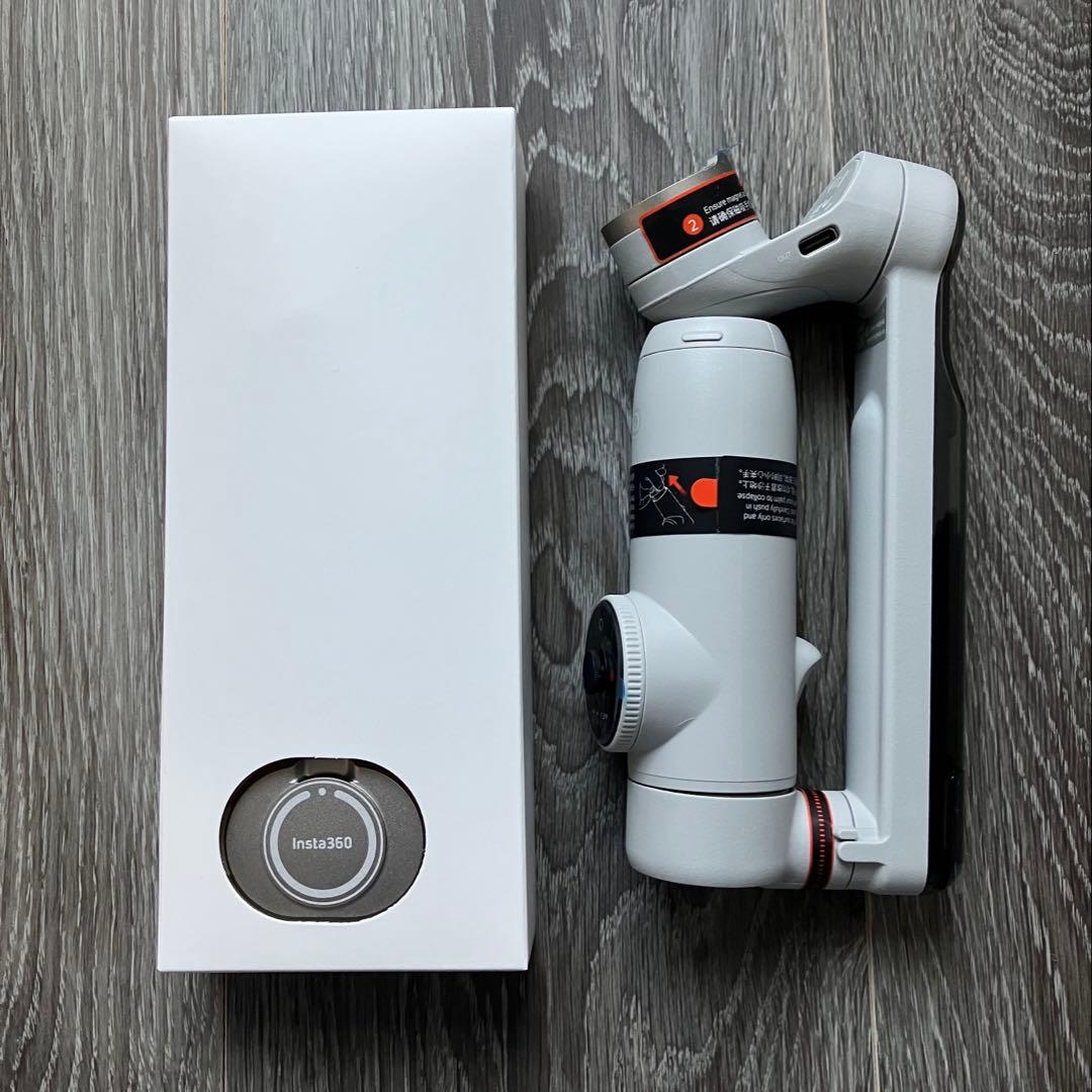 Insta360 Flow スマートフォンスタビライザー　グレー