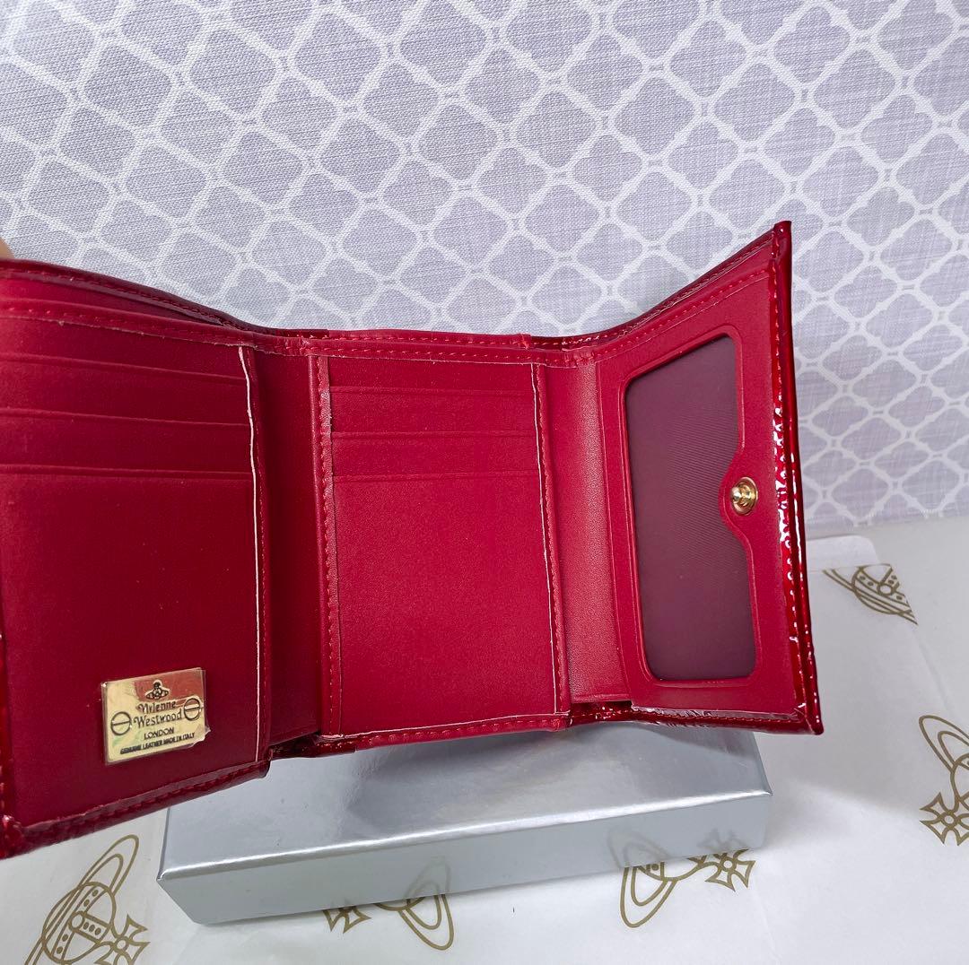 【大人気✨️ショッパー付き】新品 Vivienne Westwood エナメル赤