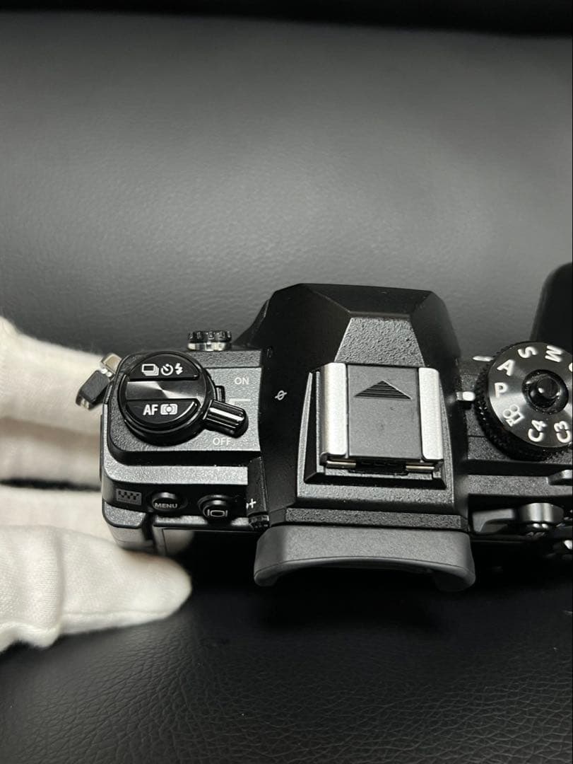 【美品】OLYMPUS OM-D E-M1 Mark III本体 RRS