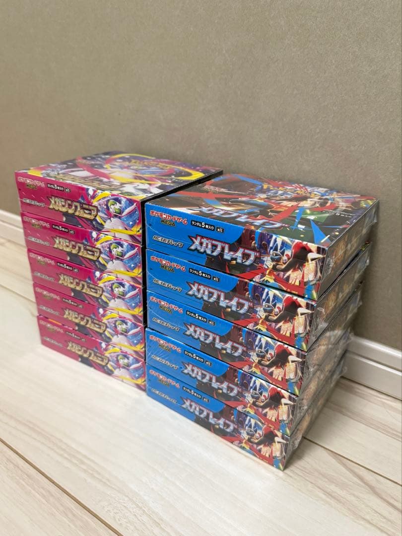 新品未開封　シュリンク付き　メガブレイブ　メガシンフォニア　10BOX