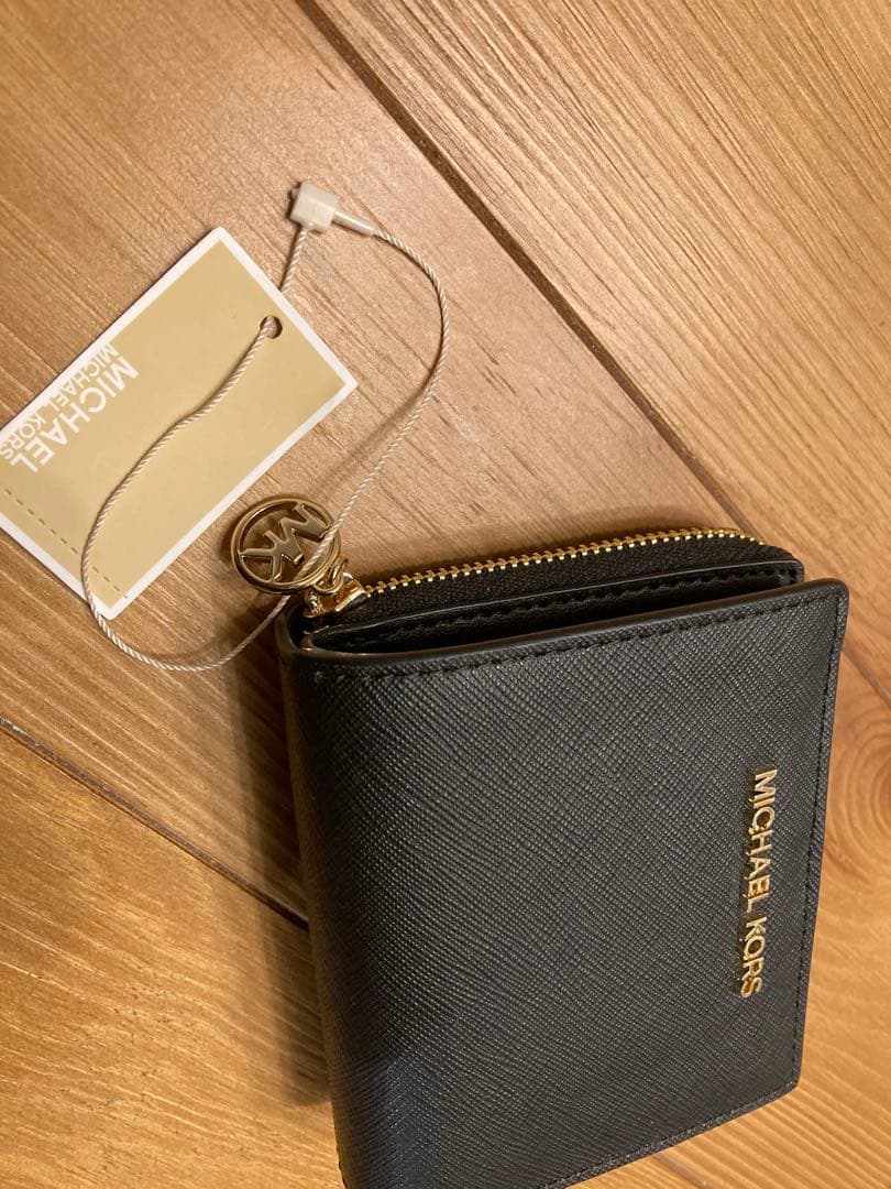 新品未使用MICHAEL KORS マイケルコース 二つ折り財布