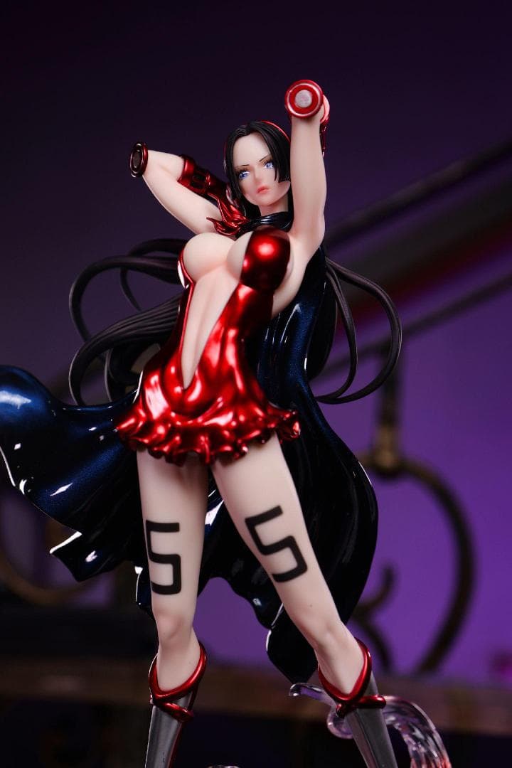 ワンピース ジェルマ 戦闘服 海賊女帝 ハンコック ガレージキット フィギュア