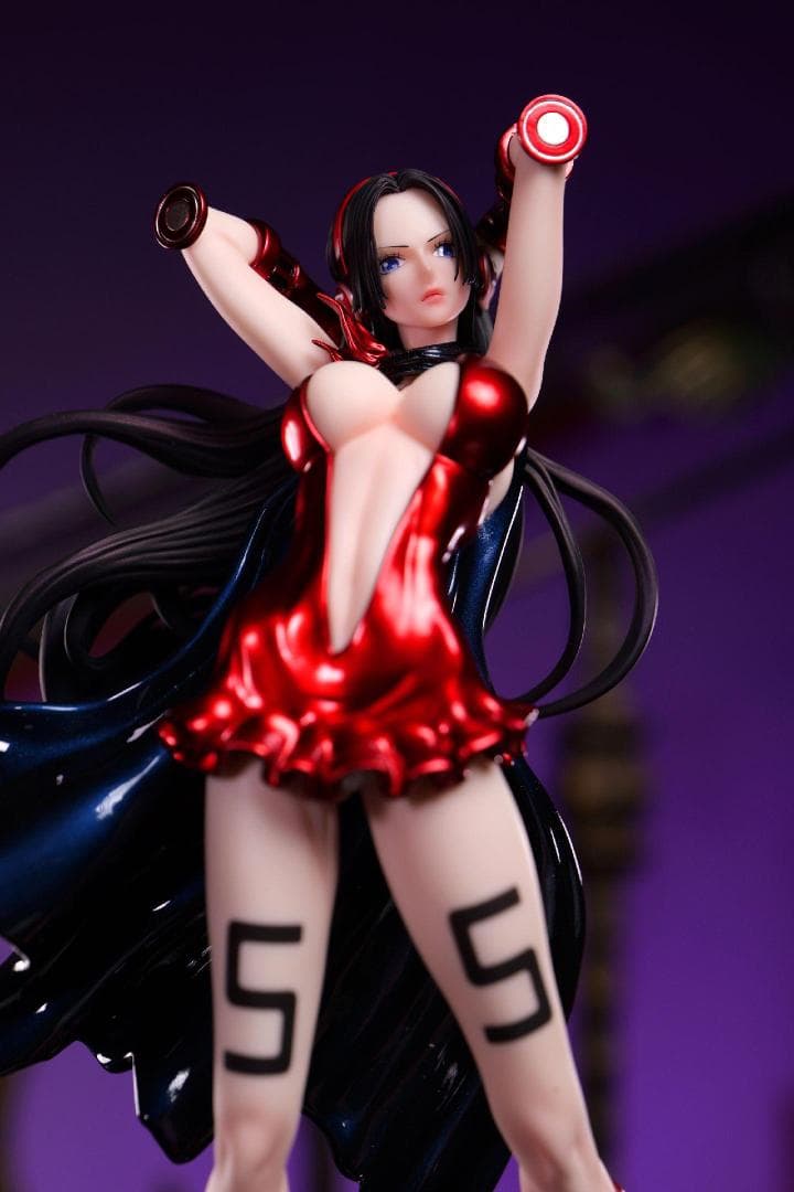 ワンピース ジェルマ 戦闘服 海賊女帝 ハンコック ガレージキット フィギュア