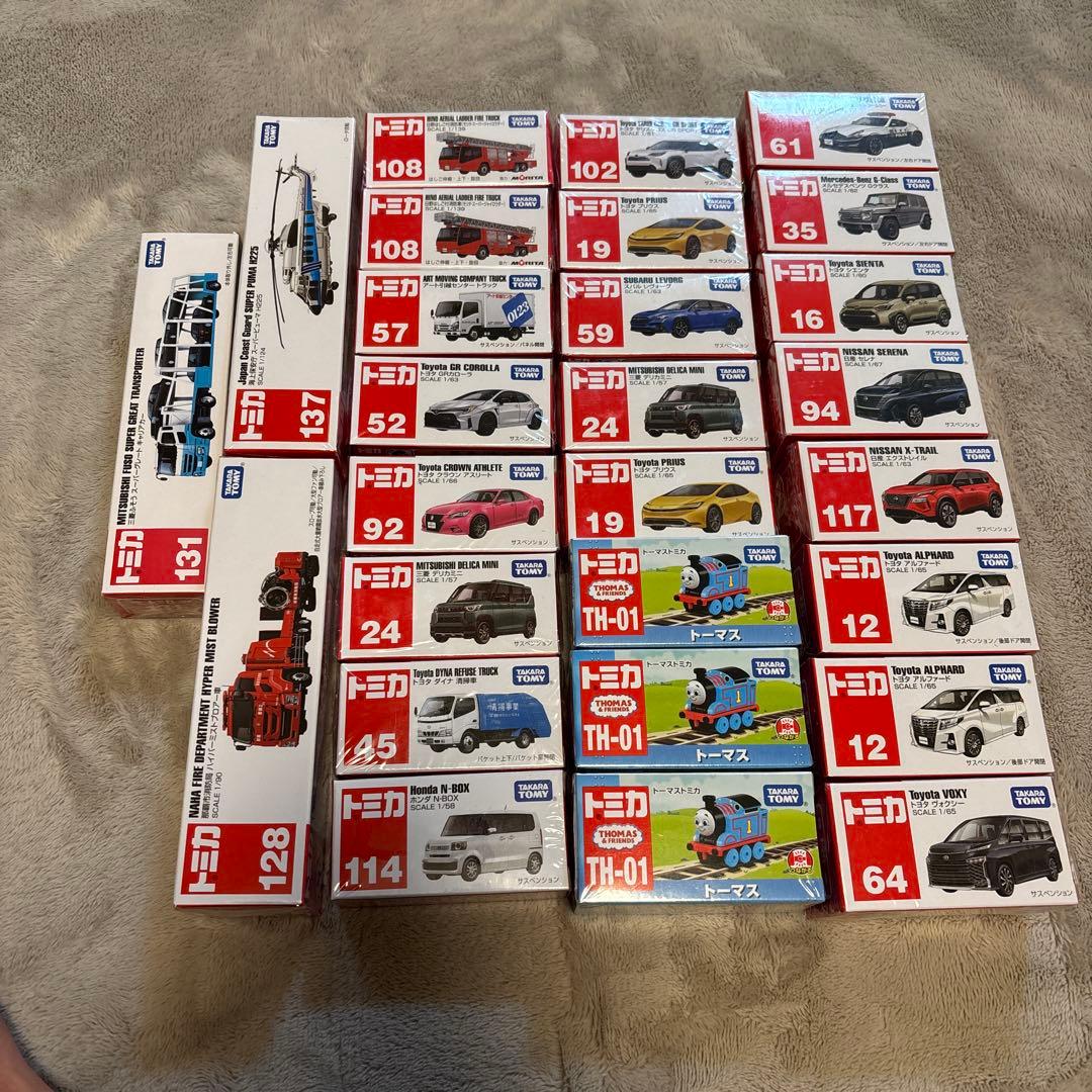 C*n様 【新品　未開封】トミカ ミニカーセット 27台　まとめ売り　シュリンク