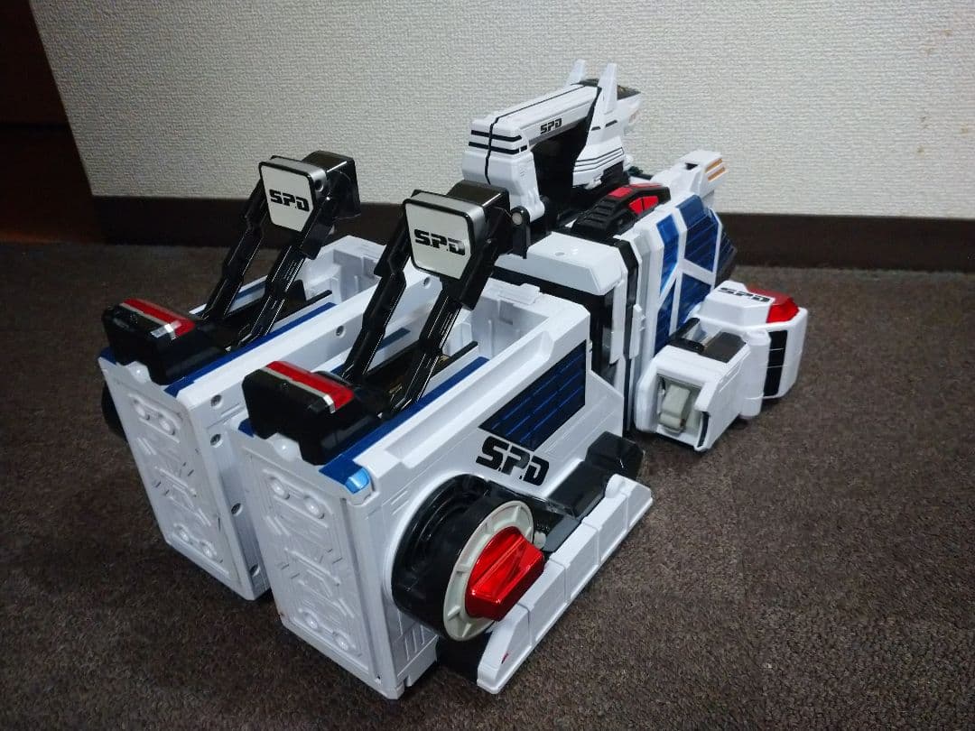 入手困難 ‼️特撮戦隊デカレンジャー　DXデカベースロボ セット