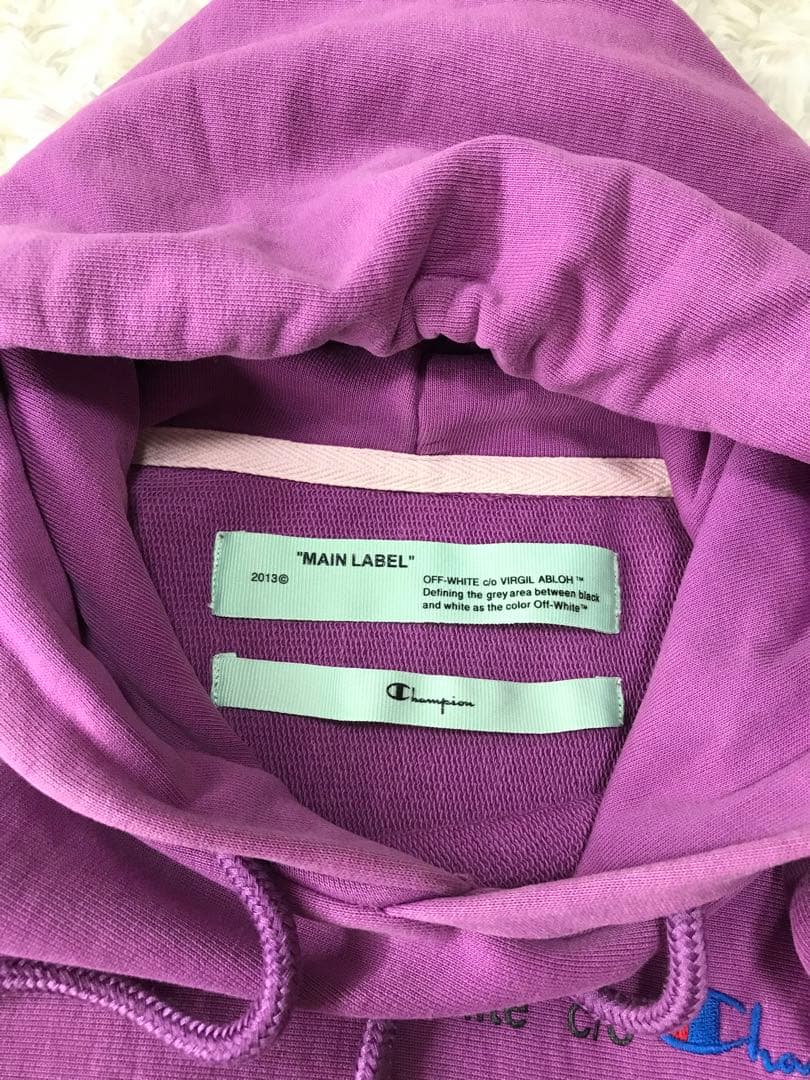 【値下げ対応可能‼️】 Off-White × champion パーカー XS