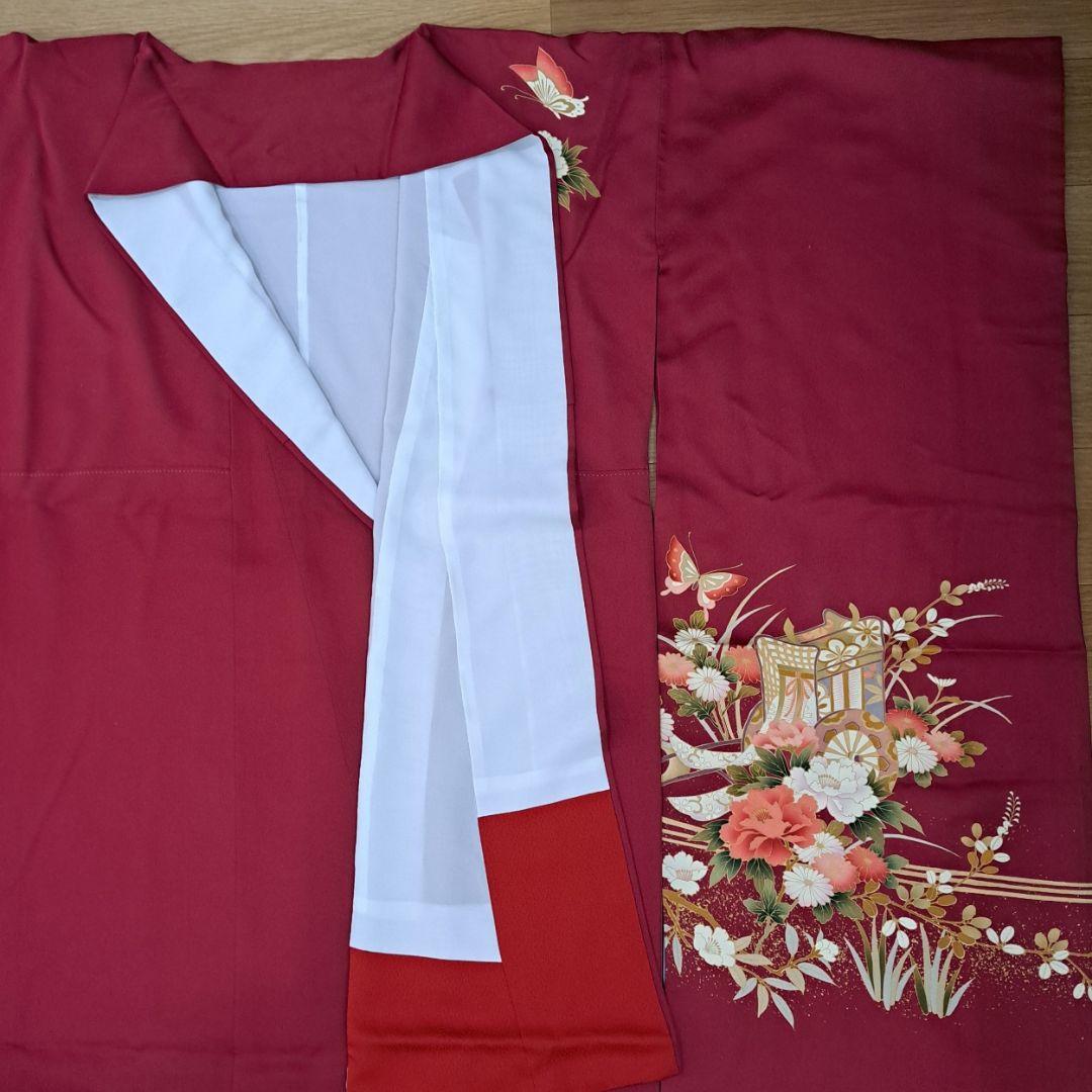 今大変お得なフルセット 正絹赤地振袖 ワイン裾グリーン御所車柄 成人式最適