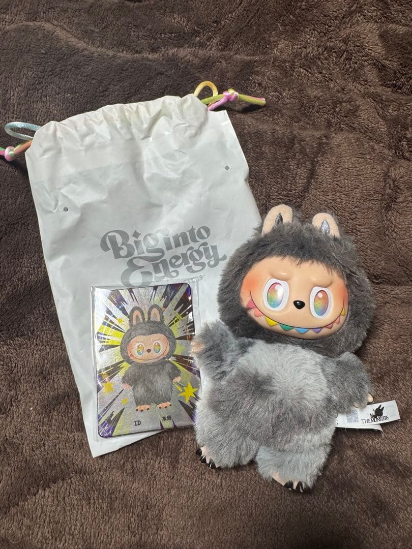 正規品 Energy LABUBU ラブブ　エナジー　SECRETシークレット