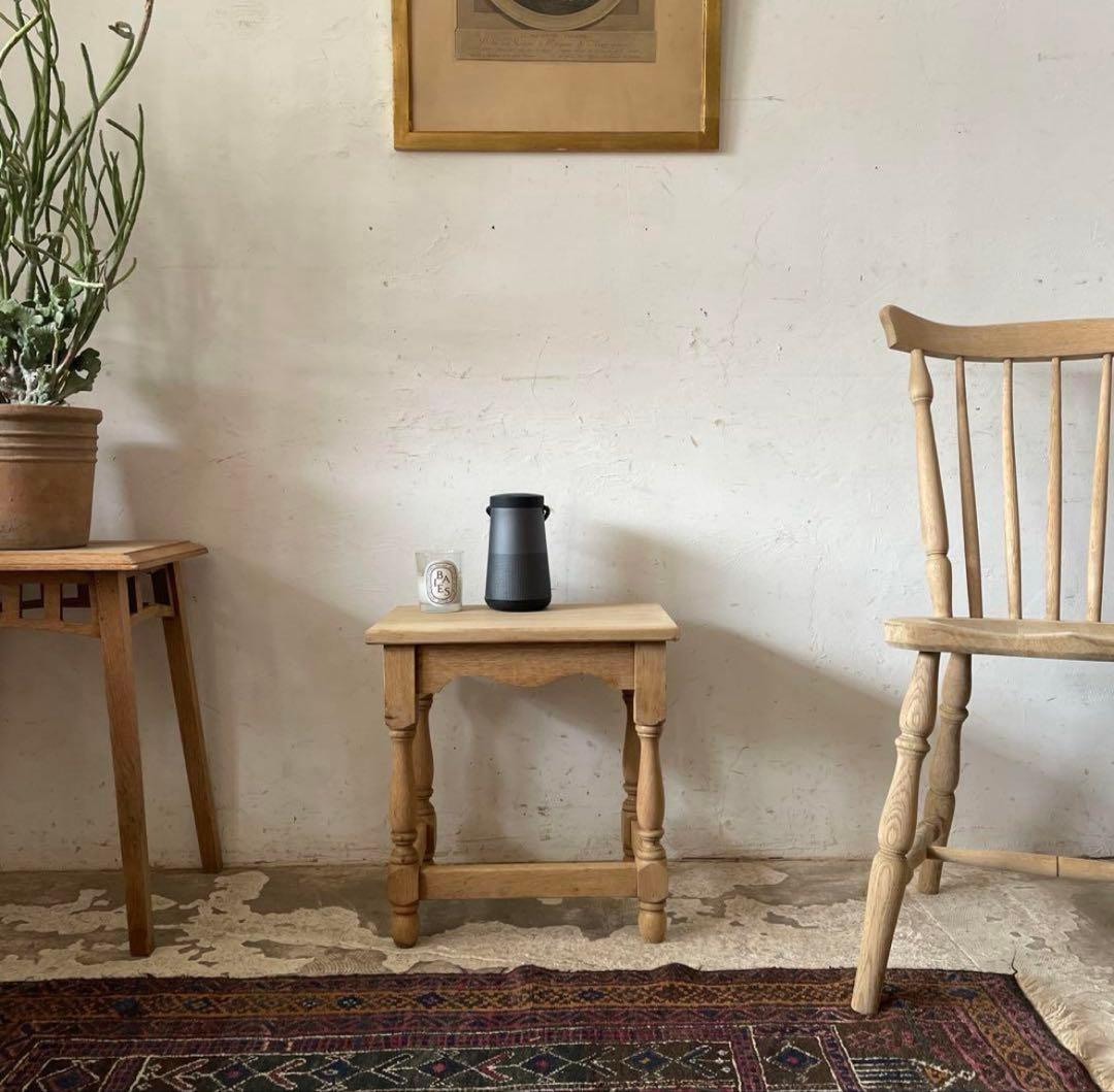 サイドテーブル　剥離 アンティーク