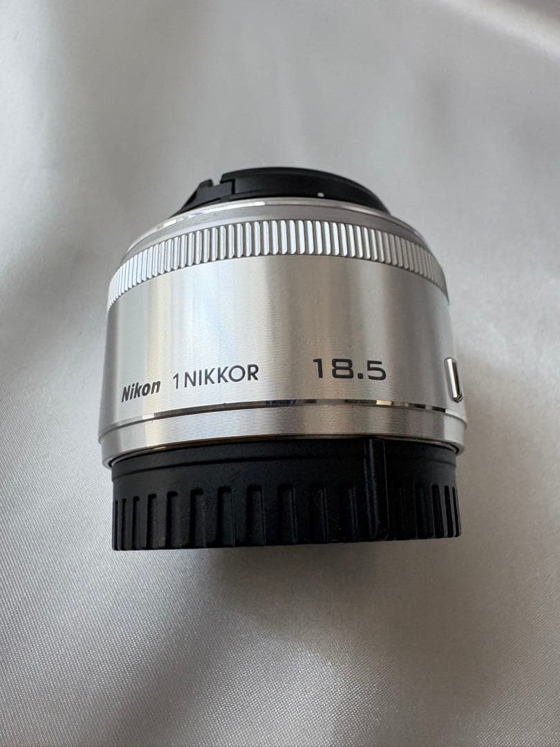 Nikon 1 NIKKOR 18.5mm f/1.8レンズ