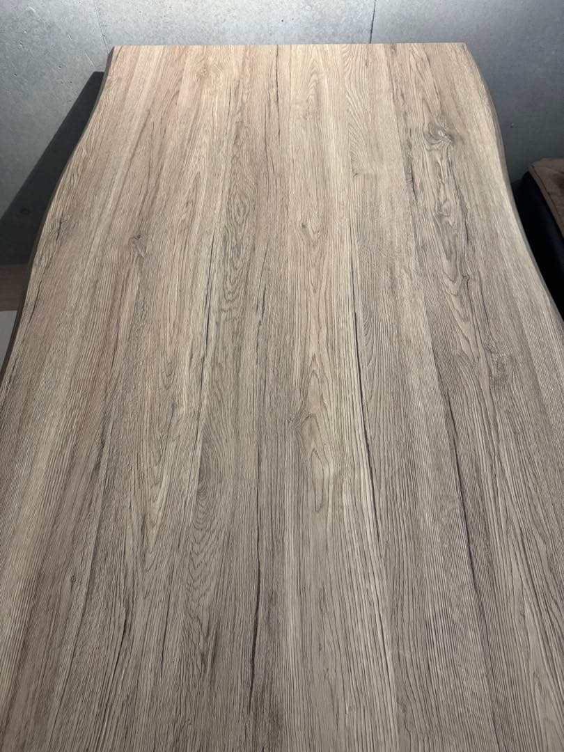 グレー 波型 木製ダイニングテーブル ※値下げしました