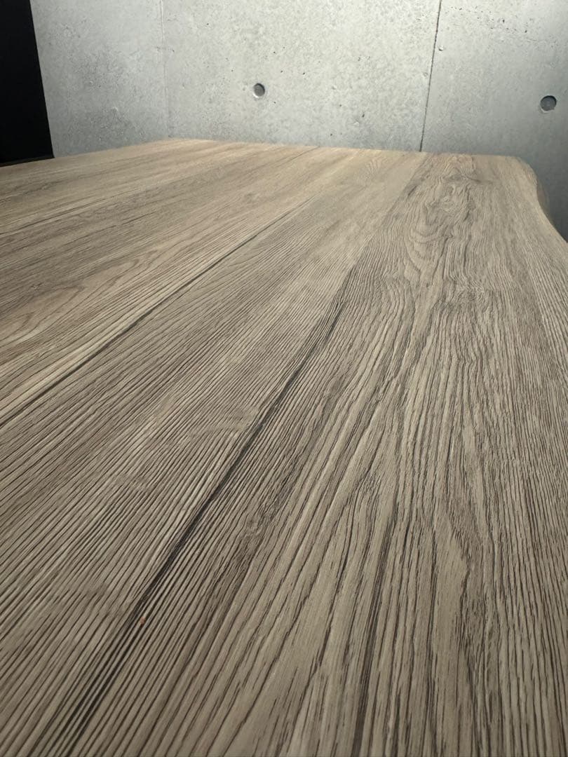 グレー 波型 木製ダイニングテーブル ※値下げしました