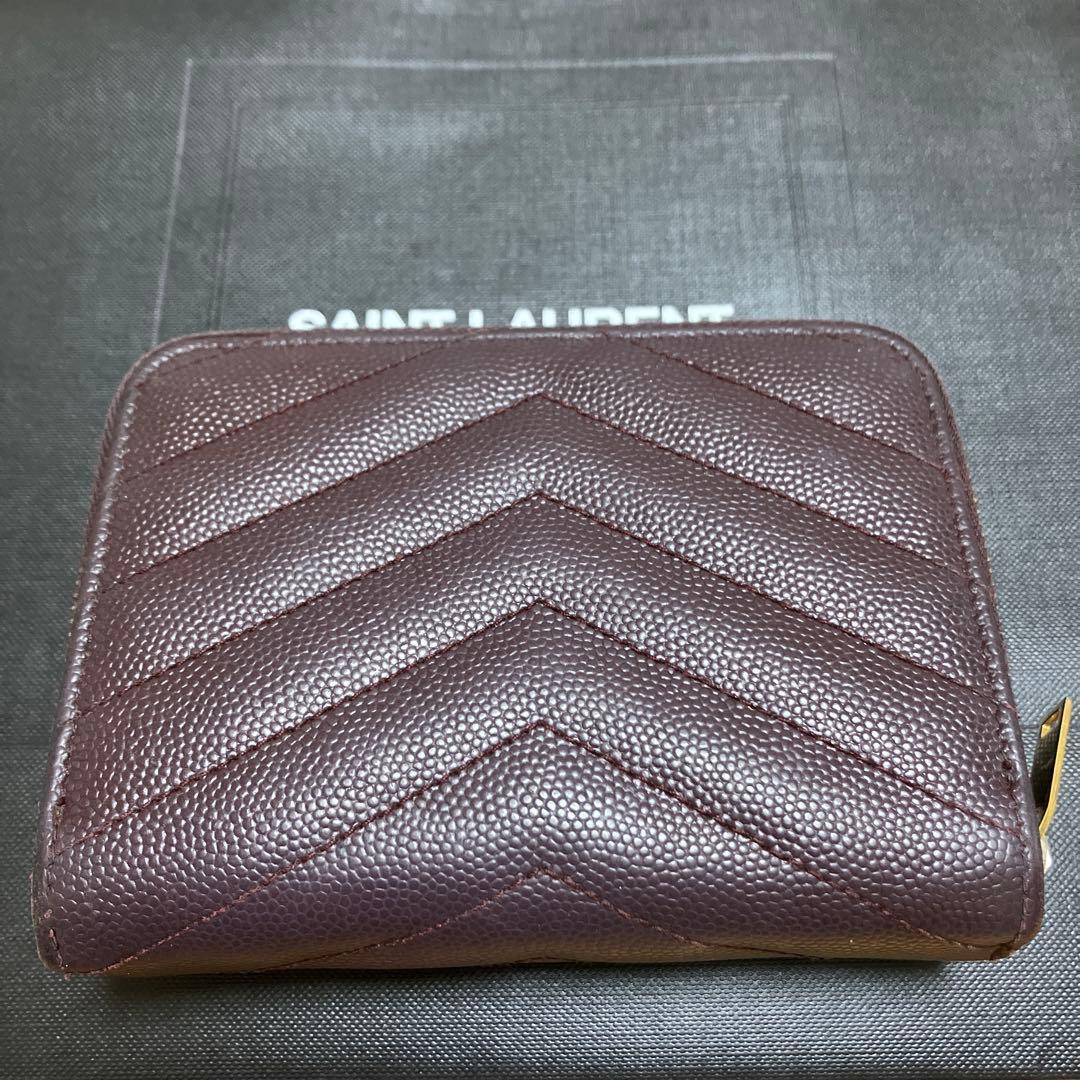 YSL イブサンローラン　二つ折り財布