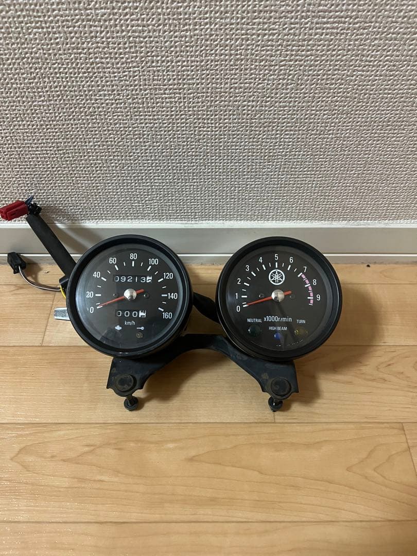 sr400 500台限定 50周年モデル 黒文字盤 純正メーター　タコ　スピード