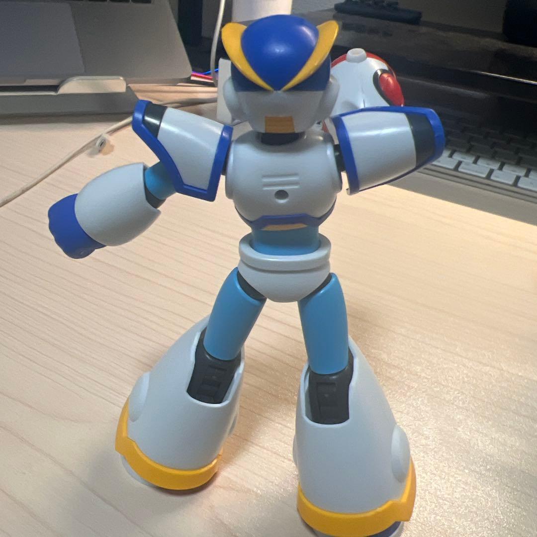 【組立済】ロックマン コトブキヤ X エックス フルアーマー　壽屋