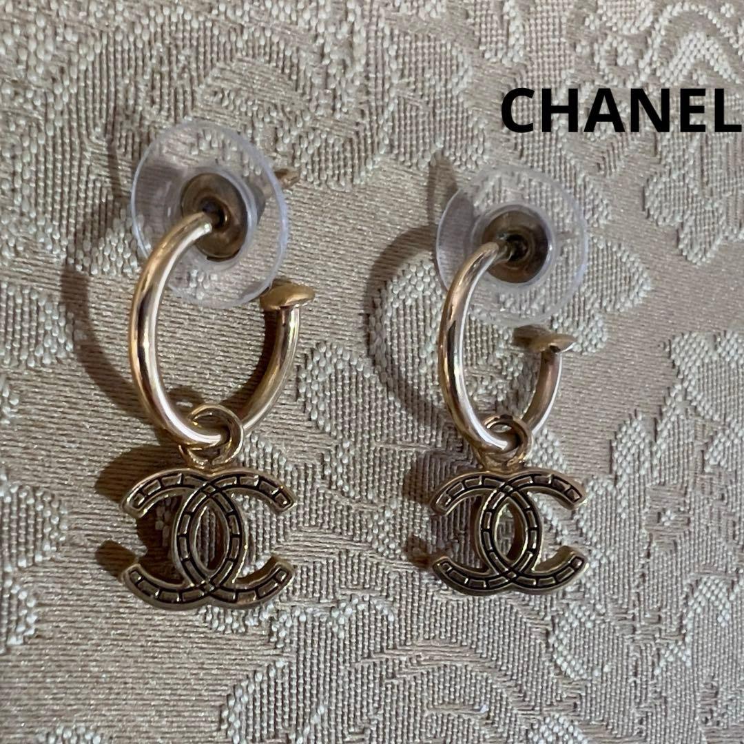 CHANEL ピアス フープピアス ヴィンテージ シャネル CCピアス ゴールド