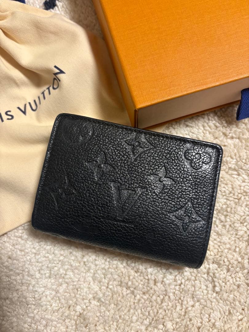 LOUIS VUITTON ブラック 二つ折り財布