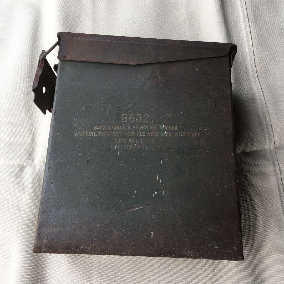 0305　B632　8-CARTRIDGE 60MM M49A4 迫撃砲弾用
