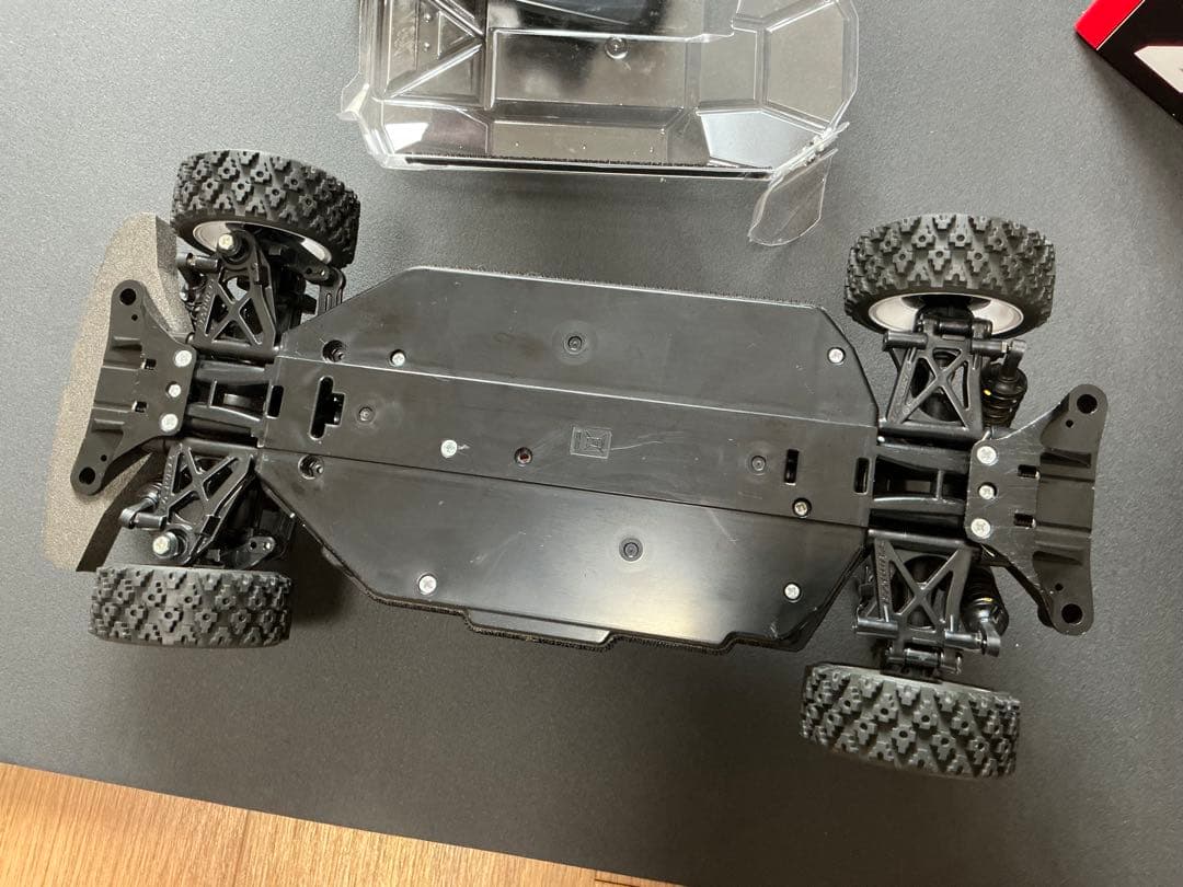 XBランチアデルタ インテグラーレ (TT-02) プロポ付き塗装済み完成モデル