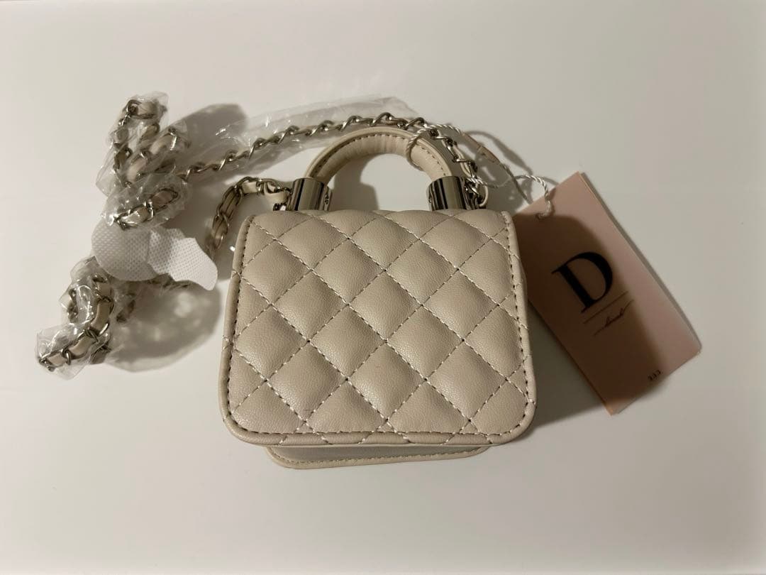 Darich VVIP限定キルティングミニバッグ ノベルティ