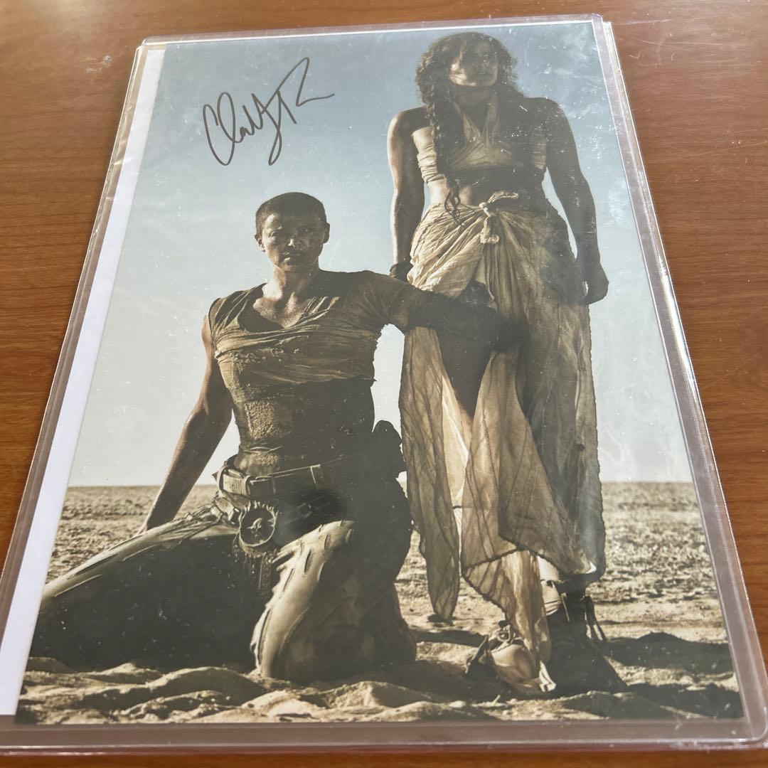 シャーリーズ　セロン　直筆サイン入りフォト　マッドマックス