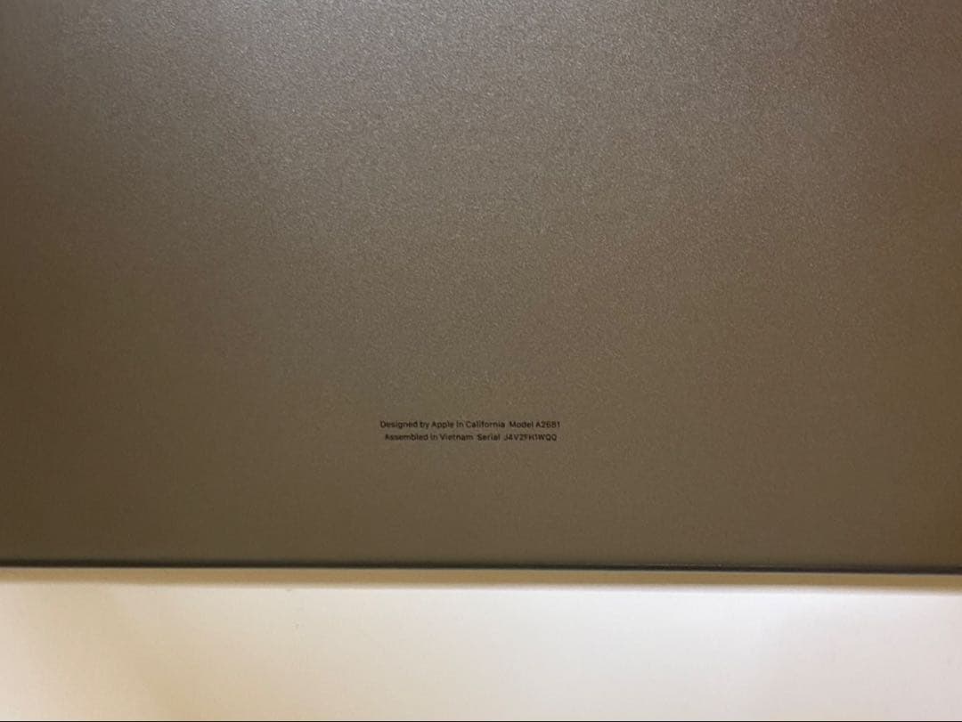 MacBookAir M2 8GB 256GB 13インチ　スペースグレー