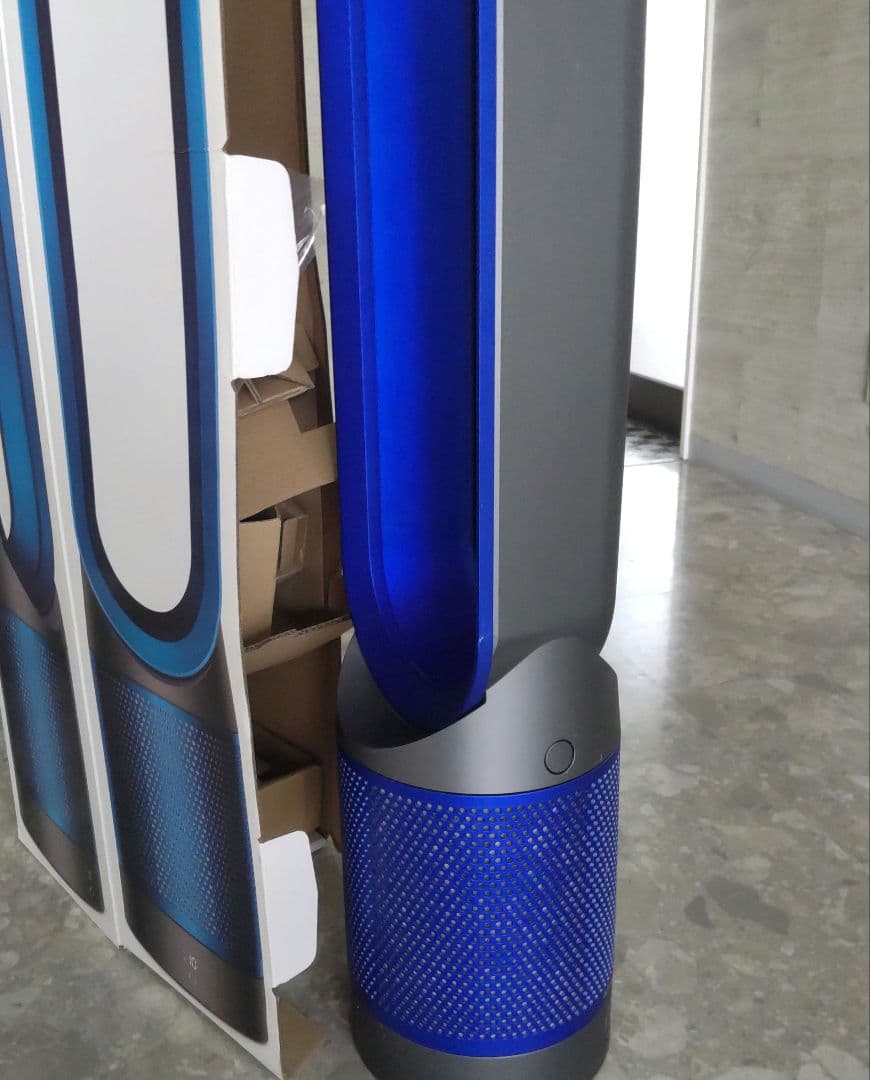 Dyson タワーファン 空気清浄機能付き扇風機 型番TP02ピュアクール 箱