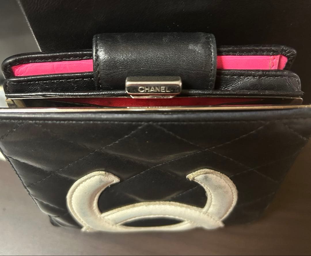 シャネル　二つ折り財布　カンボンライン　【おまけ付き　エルメスのりぼん】