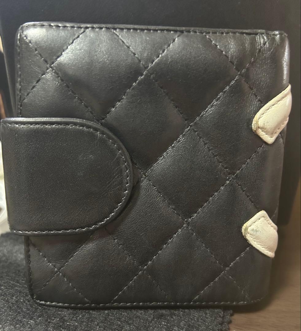 シャネル　二つ折り財布　カンボンライン　【おまけ付き　エルメスのりぼん】