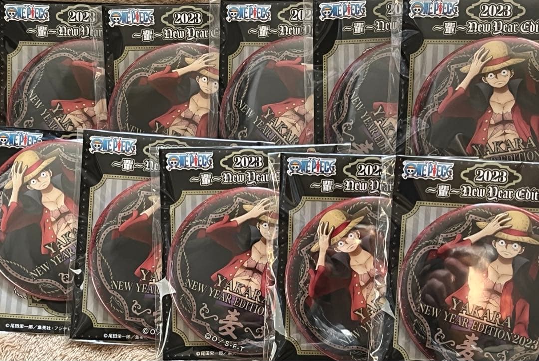 ONE PIECE 福箱　海賊箱　輩缶バッジ　ルフィ　10点