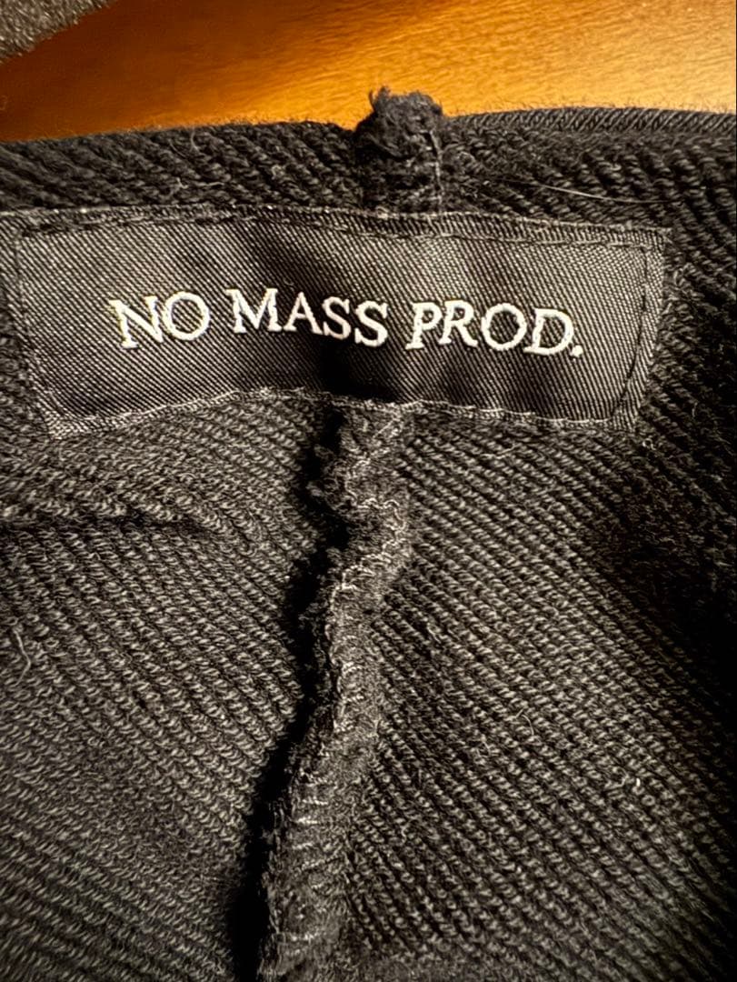 NO MASS PROD ブラック クロップドパーカー Sサイズ