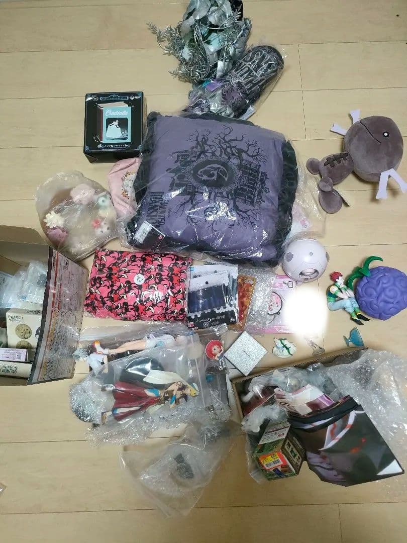 ディズニー　ポケモン　Fate　アニメグッズ詰め合わせ
