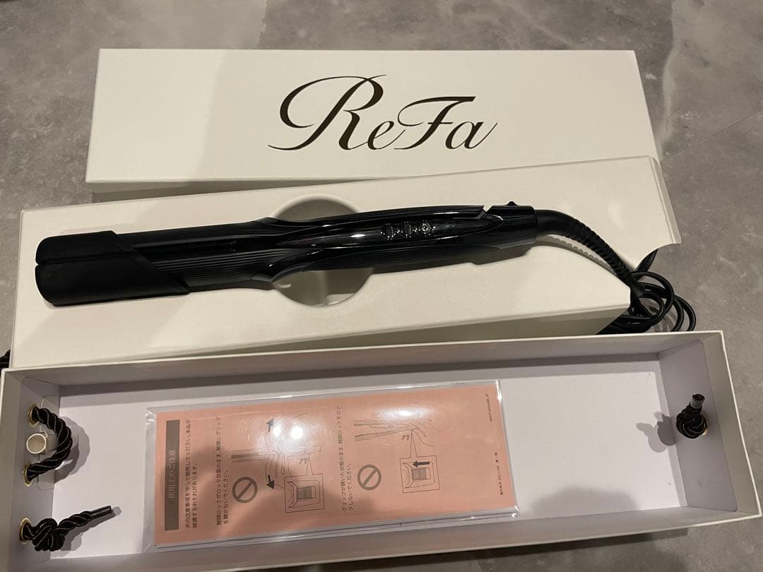 リファ　ストレートヘアアイロン