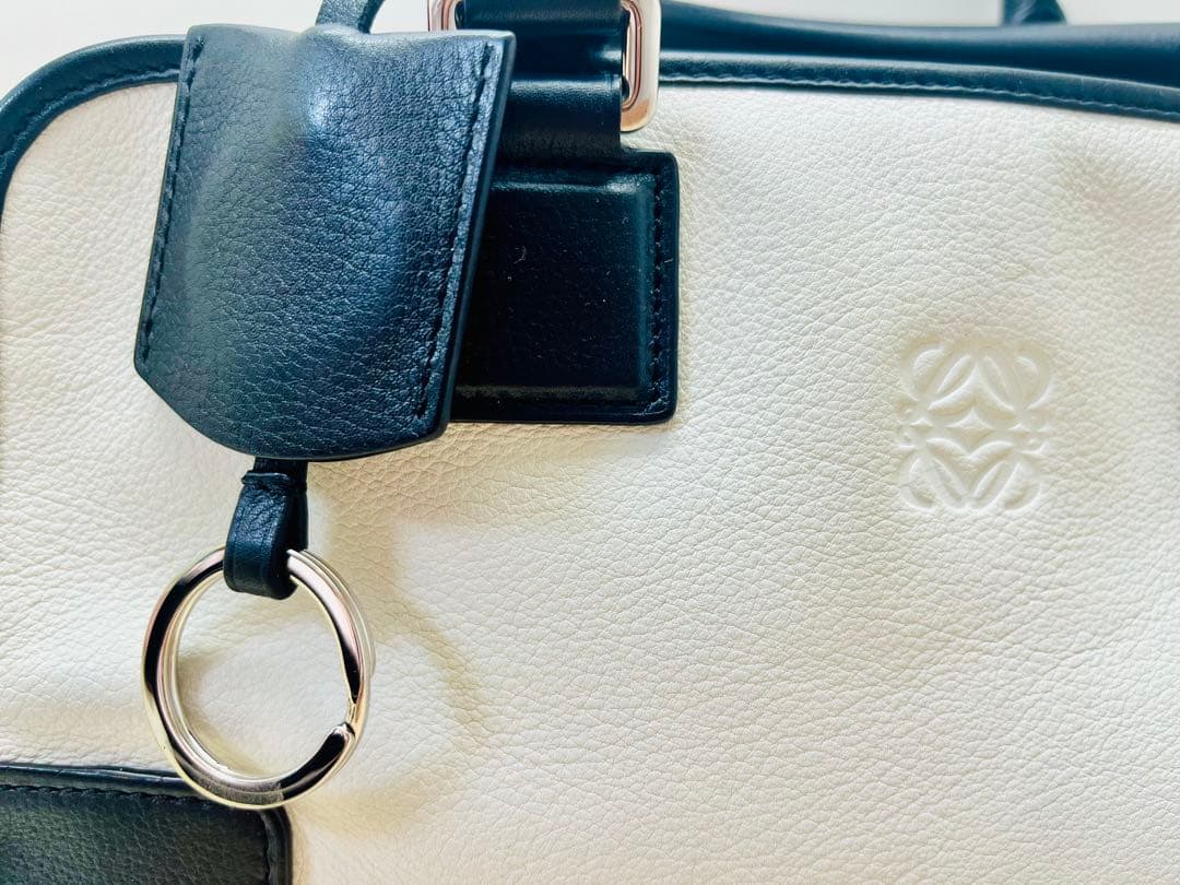 LOEWE アマソナ　 ホワイト/ブラック