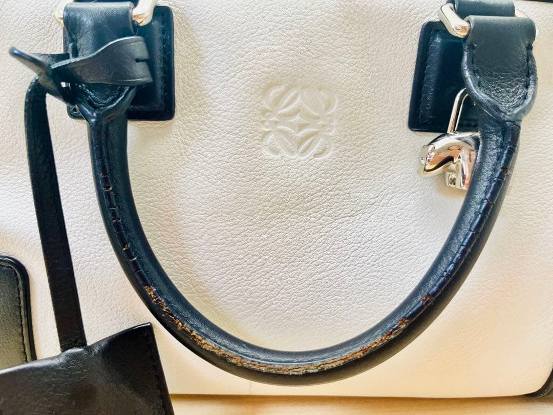 LOEWE アマソナ　 ホワイト/ブラック