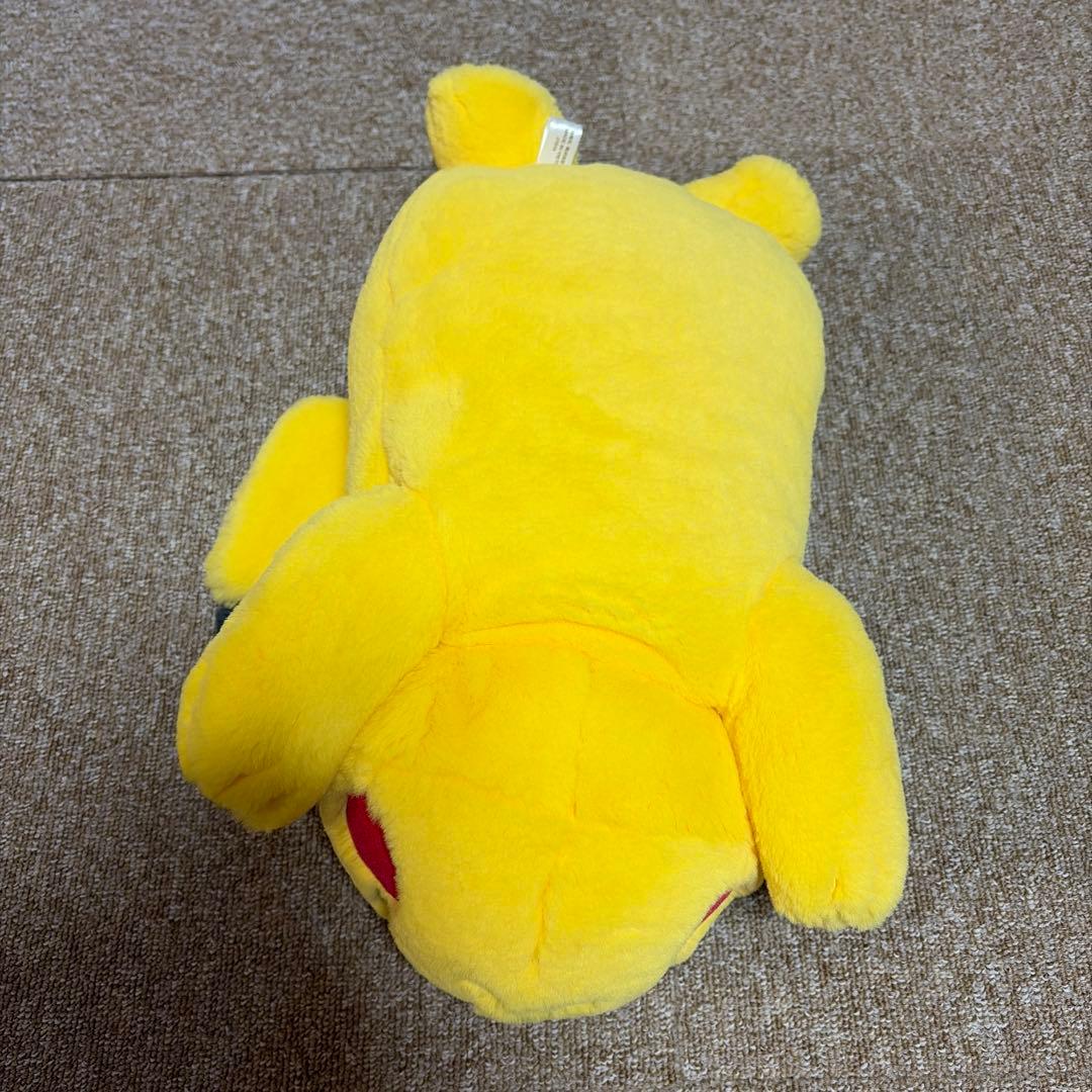 ピカチュウ ふわふわ抱きぬいぐるみ 2019 ポケモンセンター