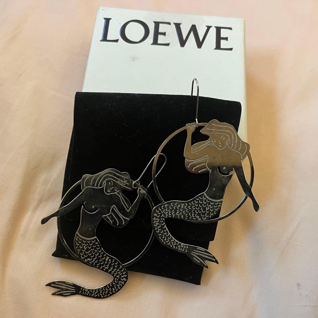 LOEWE 人魚モチーフ ピアス