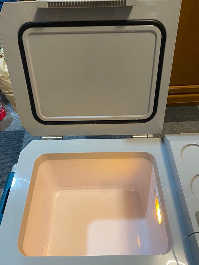 Makita 保冷温庫 CW180D