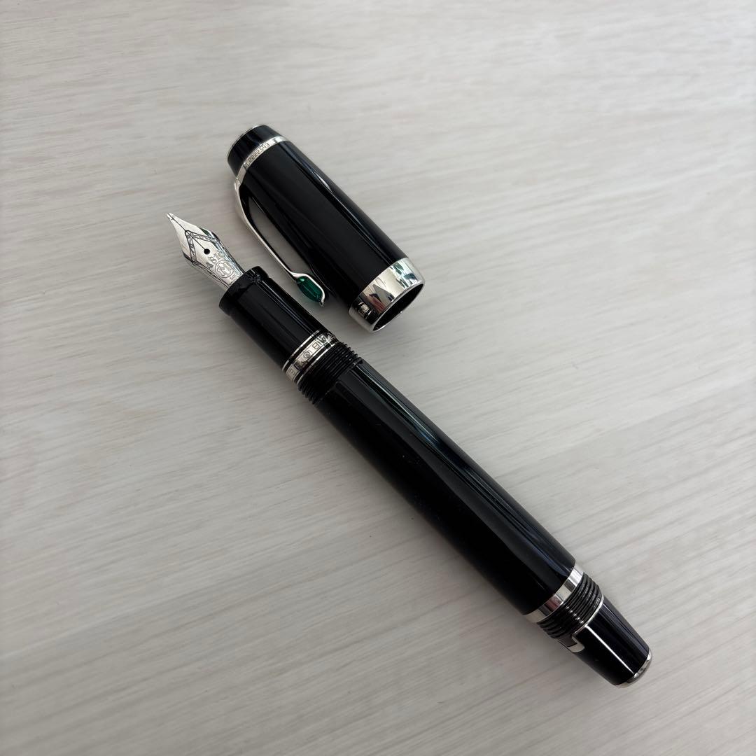 モンブラン　ポエム　エメラルド