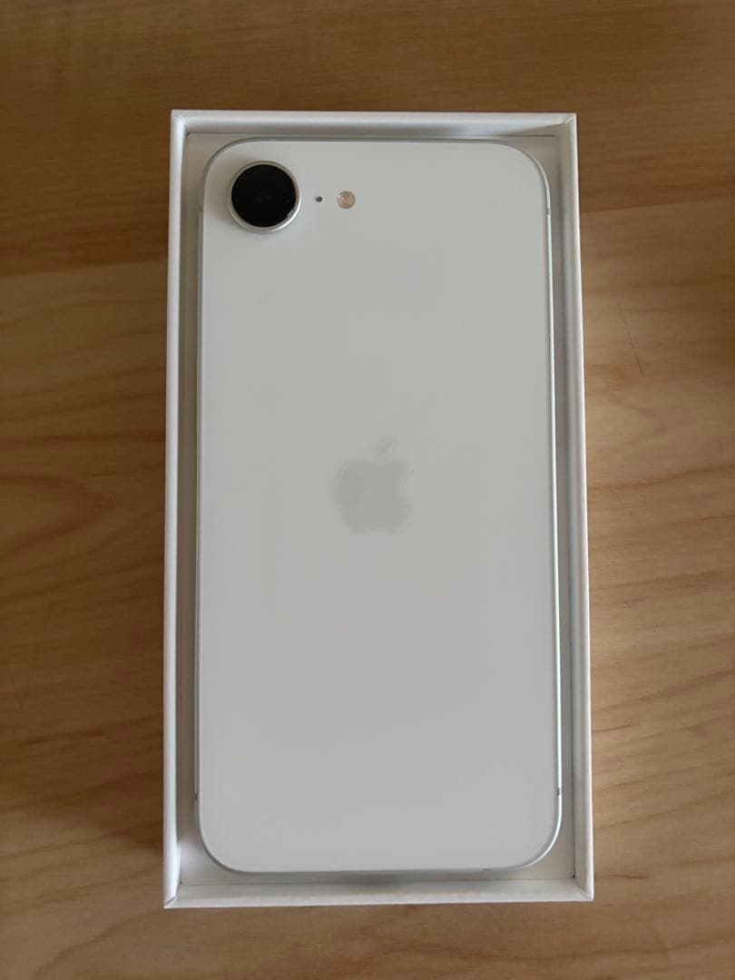 超美品 Apple iPhone 16e 256GB ホワイト