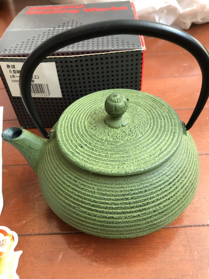 南部鉄器　岩鋳IWACHU 緑色鋳鉄急須 ５型　未使用品！