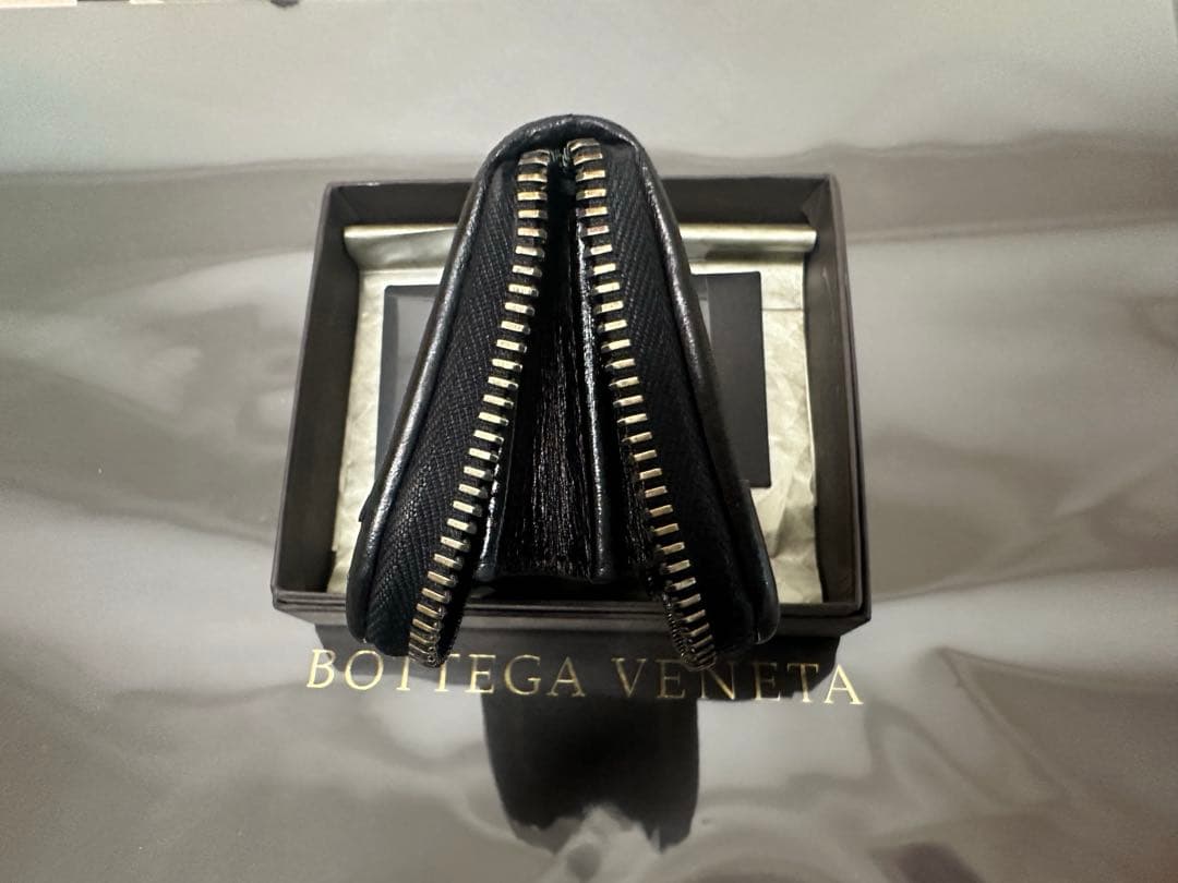 【美品】ボッテガヴェネタ イントレチャートケース/ラム/黒/4️⃣✨✨