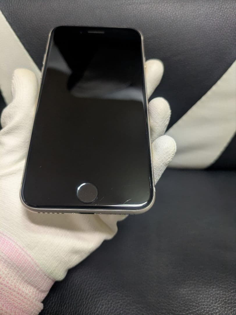 極美品　iPhone　SE 第3世代　128gb 白　SIMフリー　　48