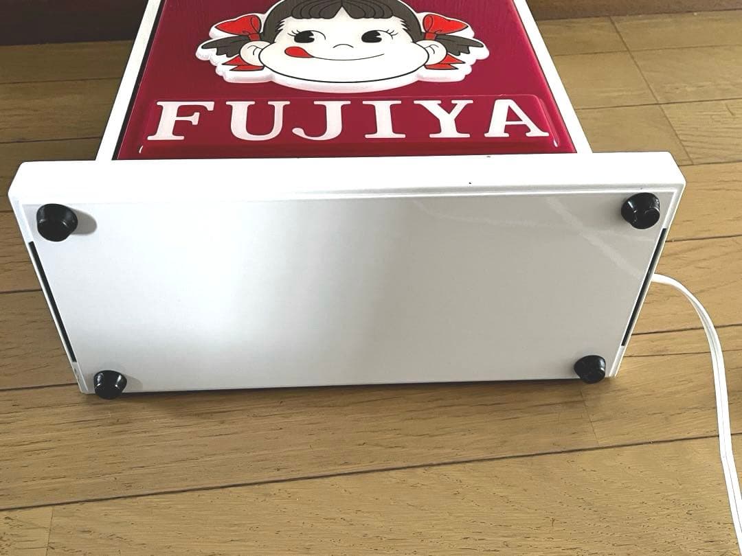 FUJIYA キャラクター看板