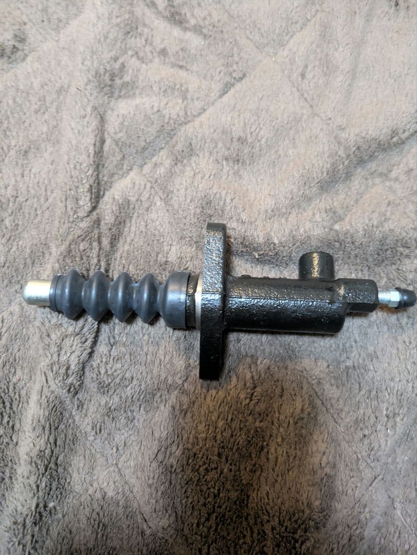 マツダ　RX−7 FD3S クラッチレリーズシリンダー　新品未使用品