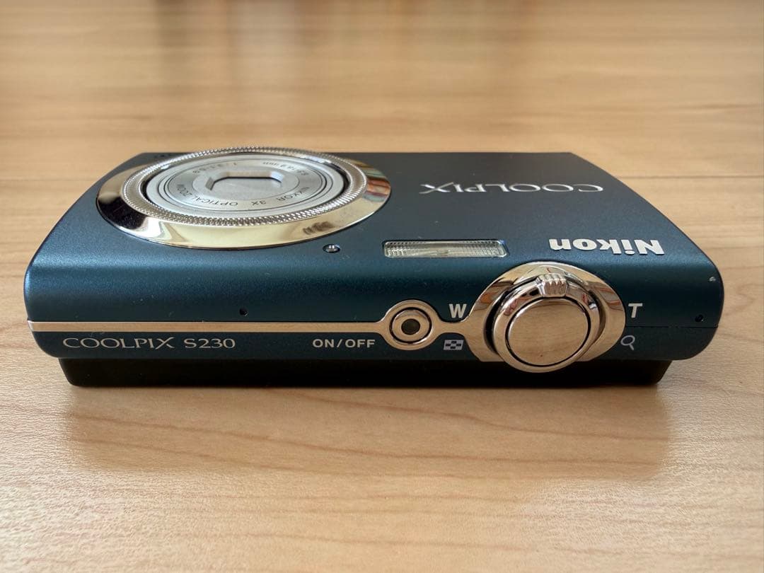 Nikon COOLPIX S230 コンパクトデジタルカメラ