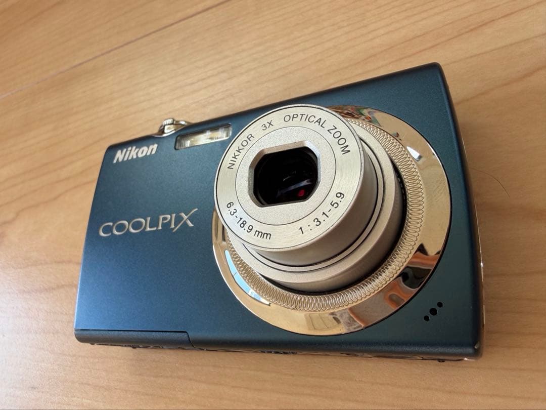 Nikon COOLPIX S230 コンパクトデジタルカメラ