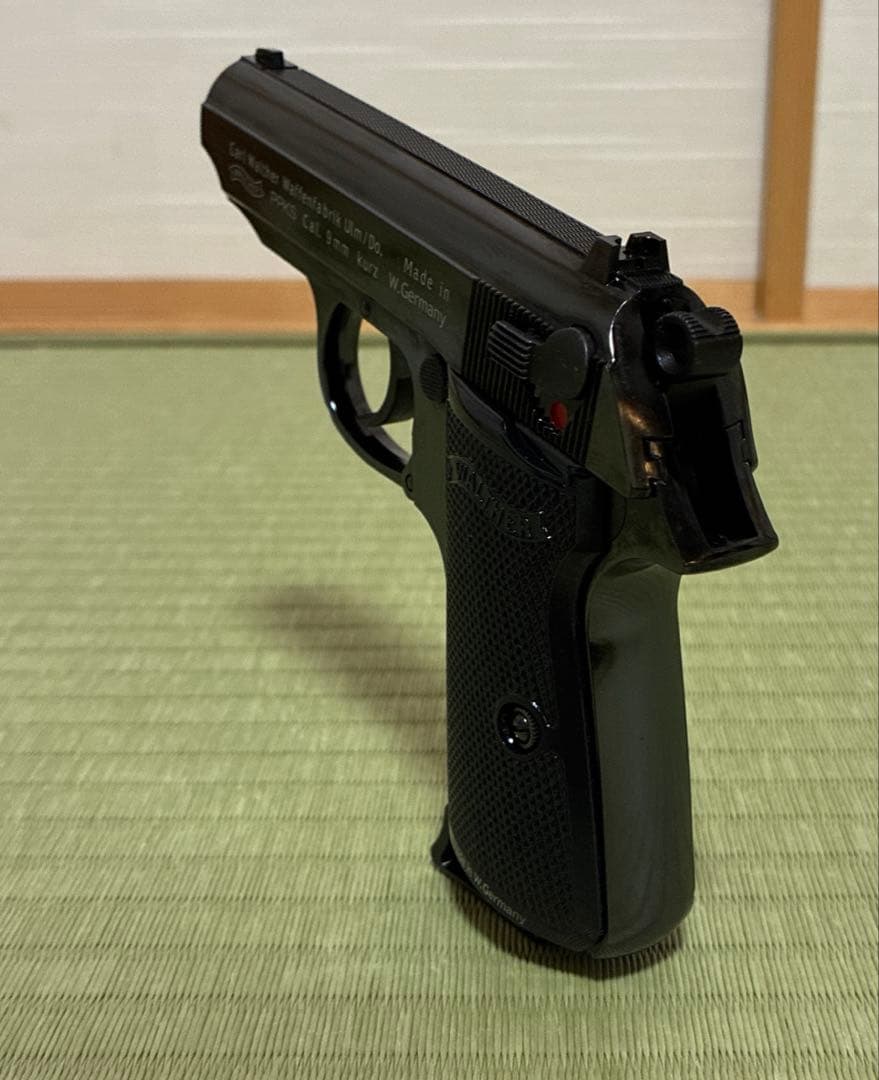 ゆ*じ様 カール・ワルサー PPK/Sモデル ブラック